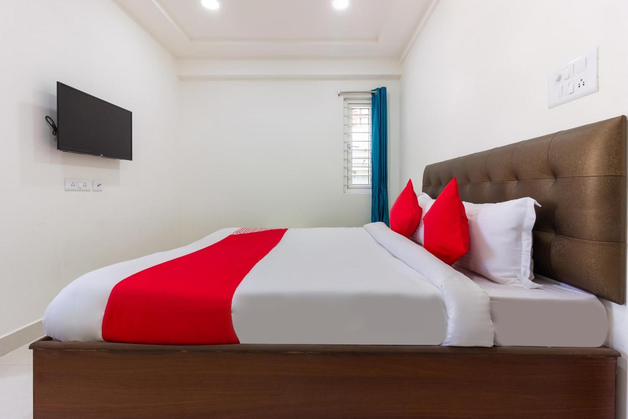 Super Hotel O Qualia Inn Kondapur Near Botanical Garden Hyderabad Esterno foto