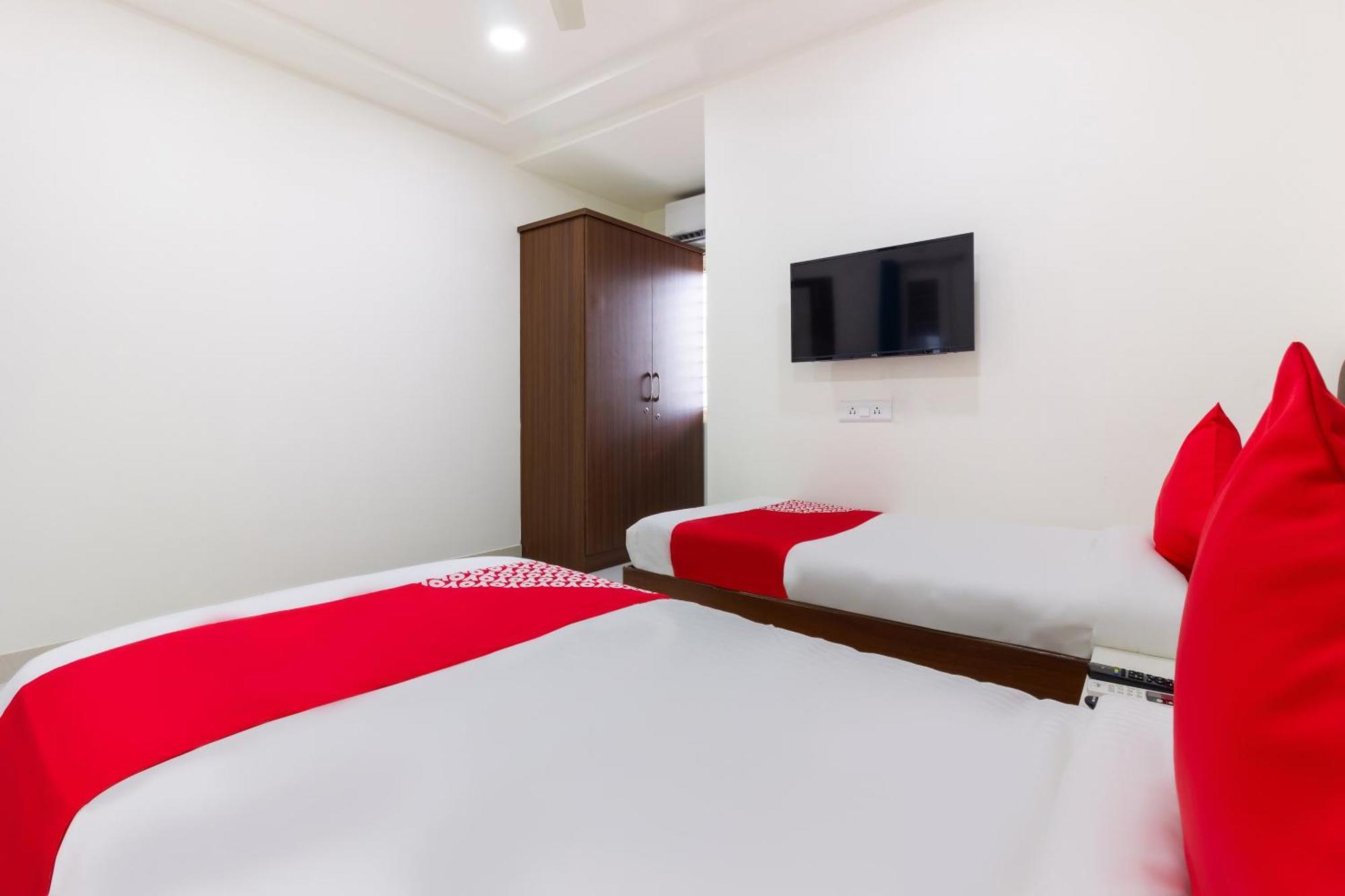 Super Hotel O Qualia Inn Kondapur Near Botanical Garden Hyderabad Esterno foto